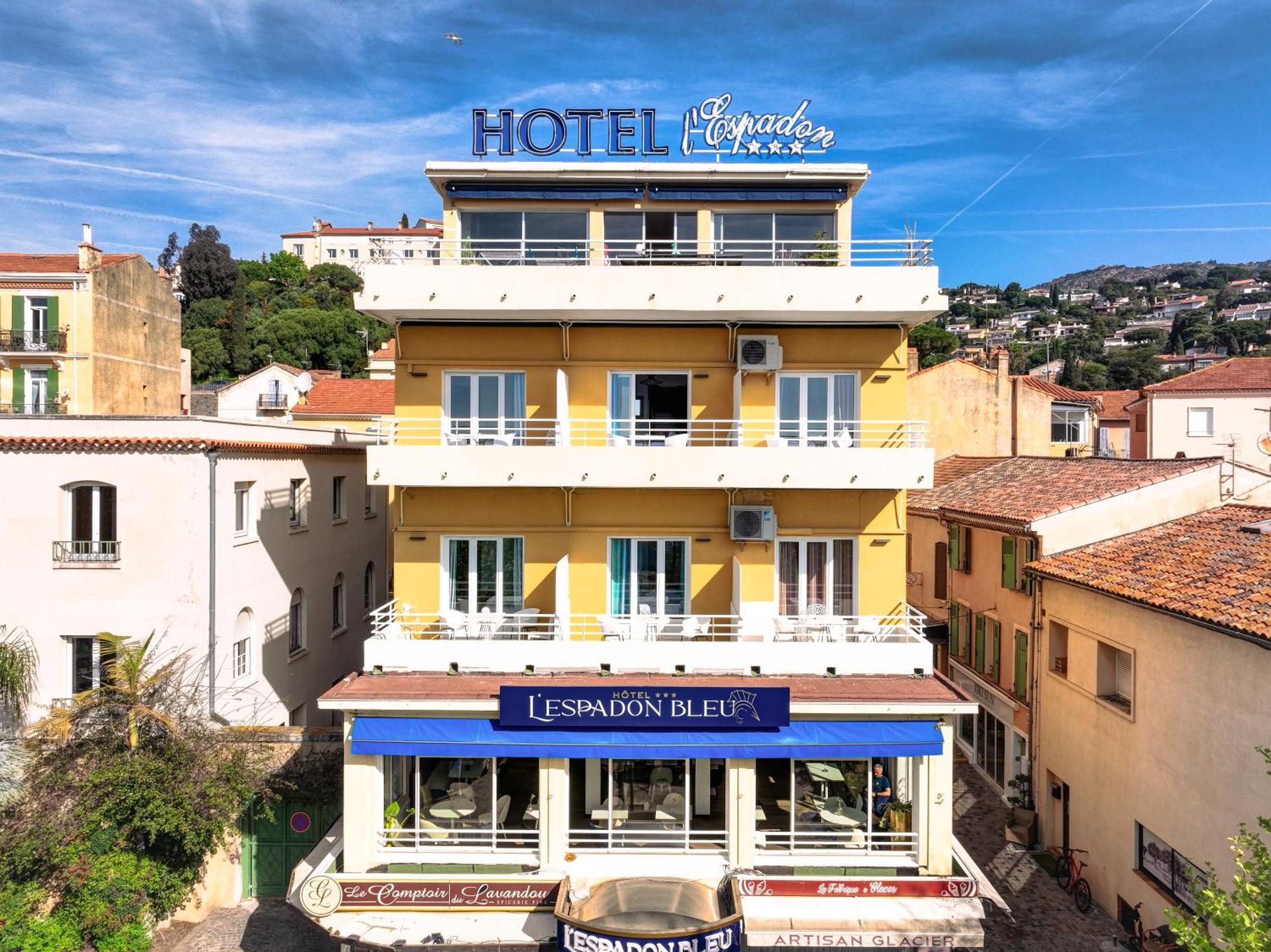 Hotel Espadon Bleu Le Lavandou Bagian luar foto