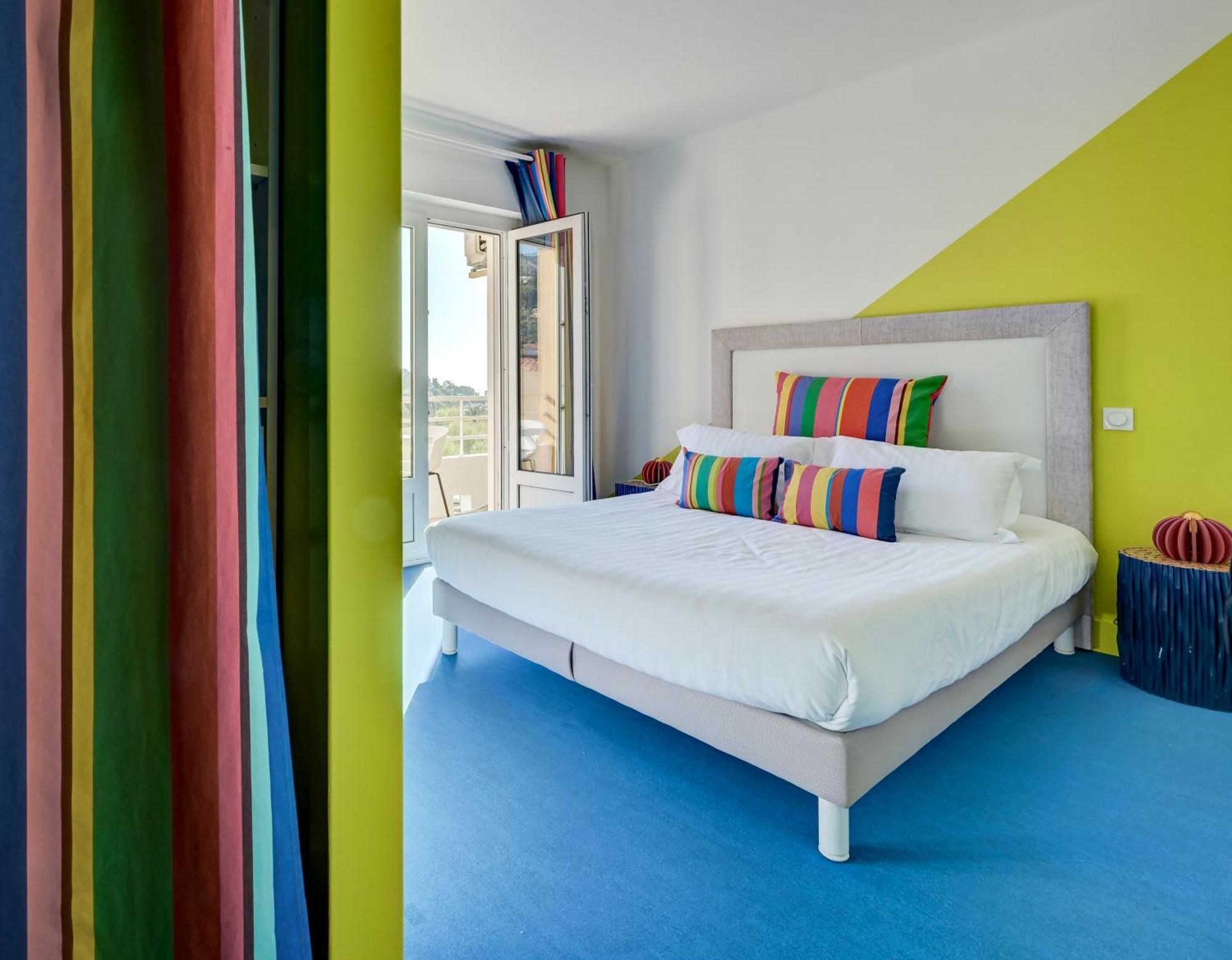 Hotel Espadon Bleu Le Lavandou Bagian luar foto